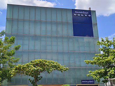 Automobile Showroom Signs And Fit Outs