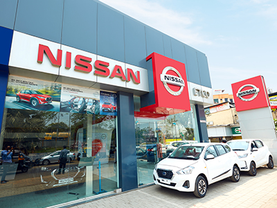 Automobile Showroom Signs And Fit Outs