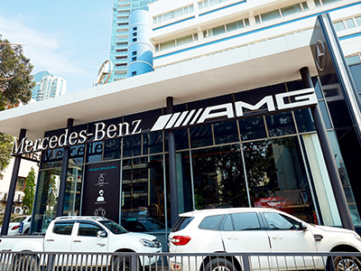 Automobile Showroom Signs And Fit Outs