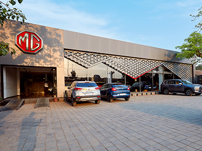 Automobile Showroom Signs And Fit Outs